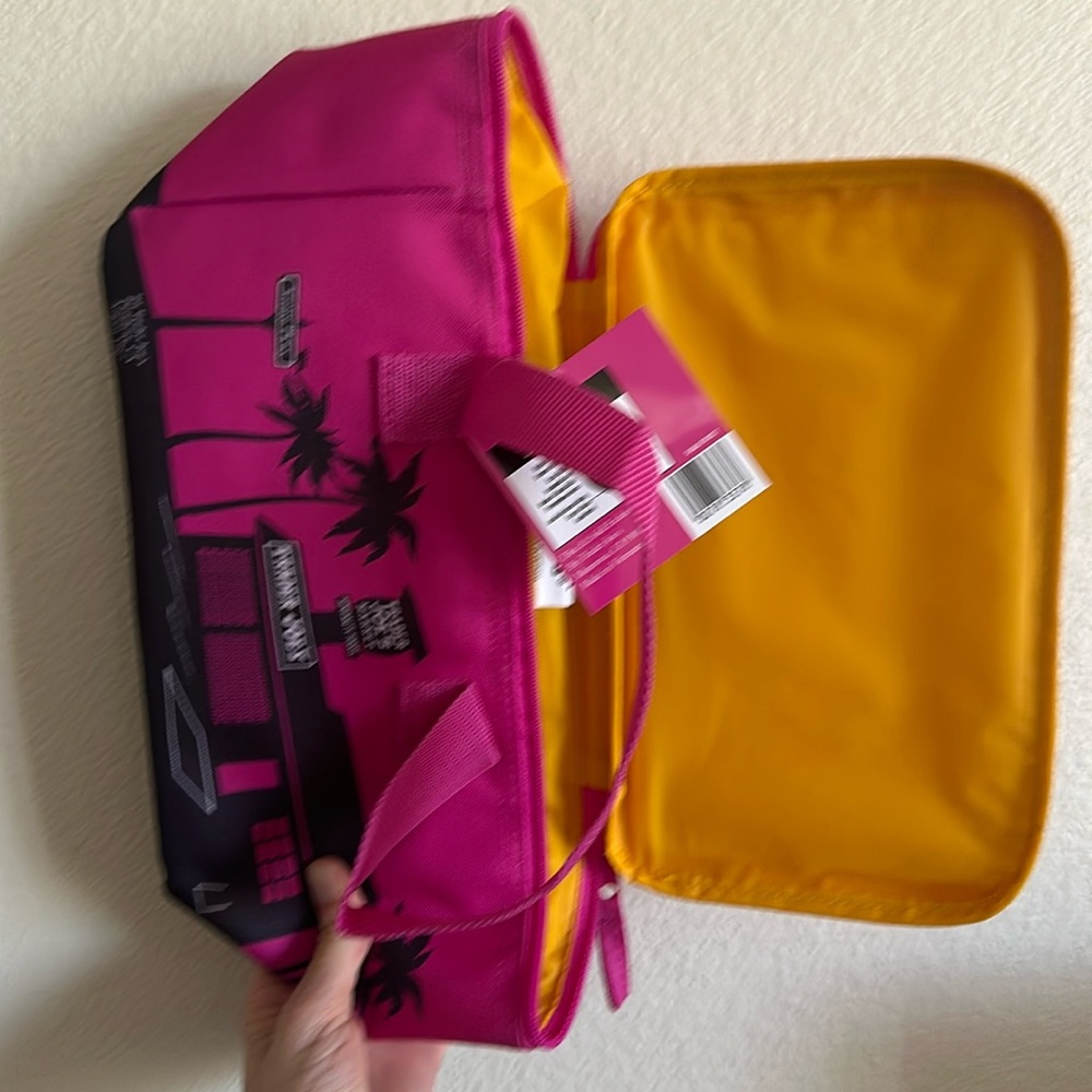 COPY - NWT One Trader Joe’s mini cooler